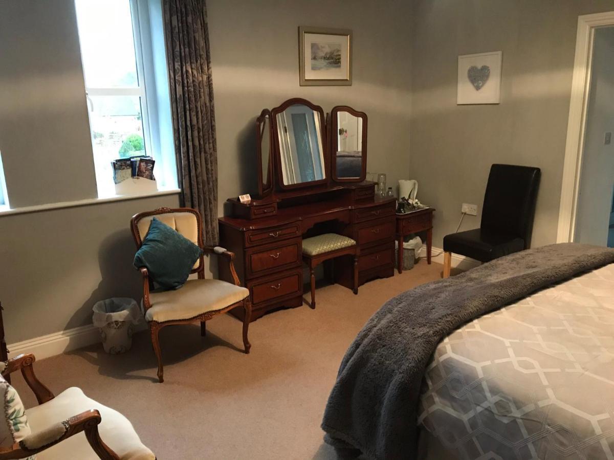إيفيرشُت Holywell House B & B المظهر الخارجي الصورة