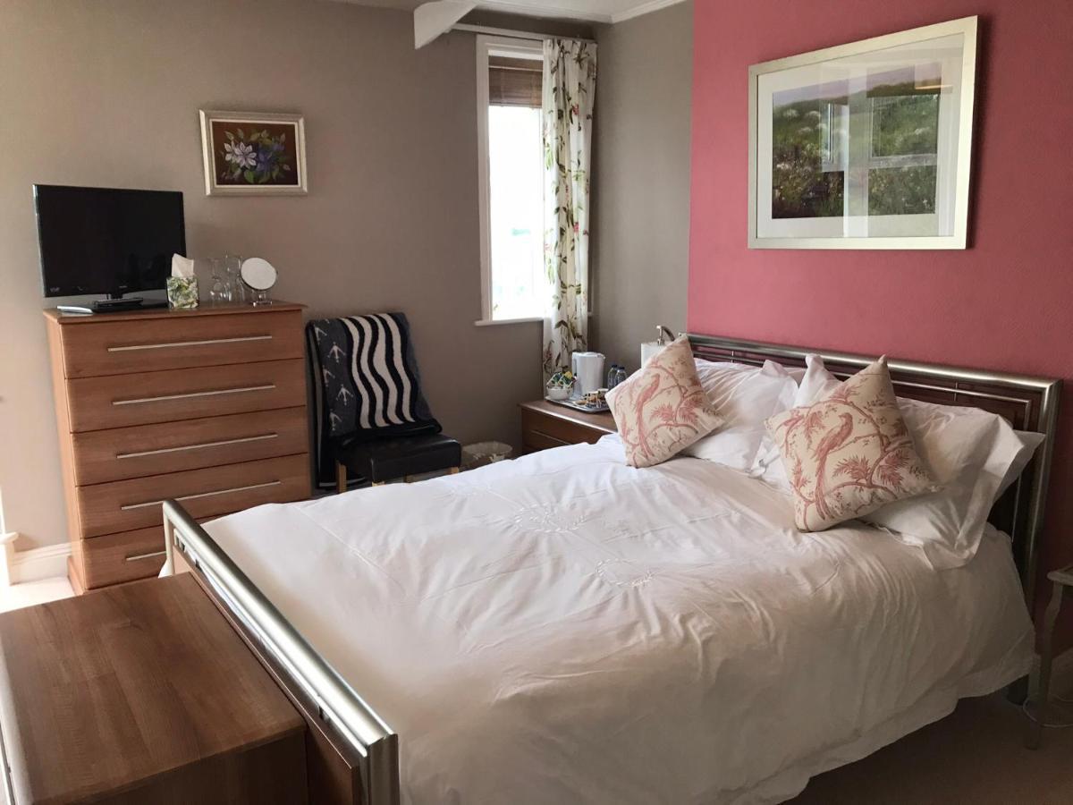 إيفيرشُت Holywell House B & B المظهر الخارجي الصورة