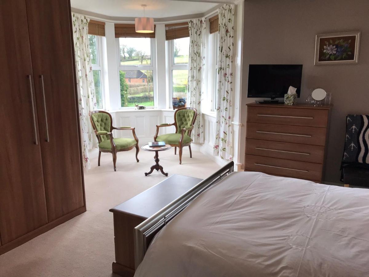 إيفيرشُت Holywell House B & B المظهر الخارجي الصورة